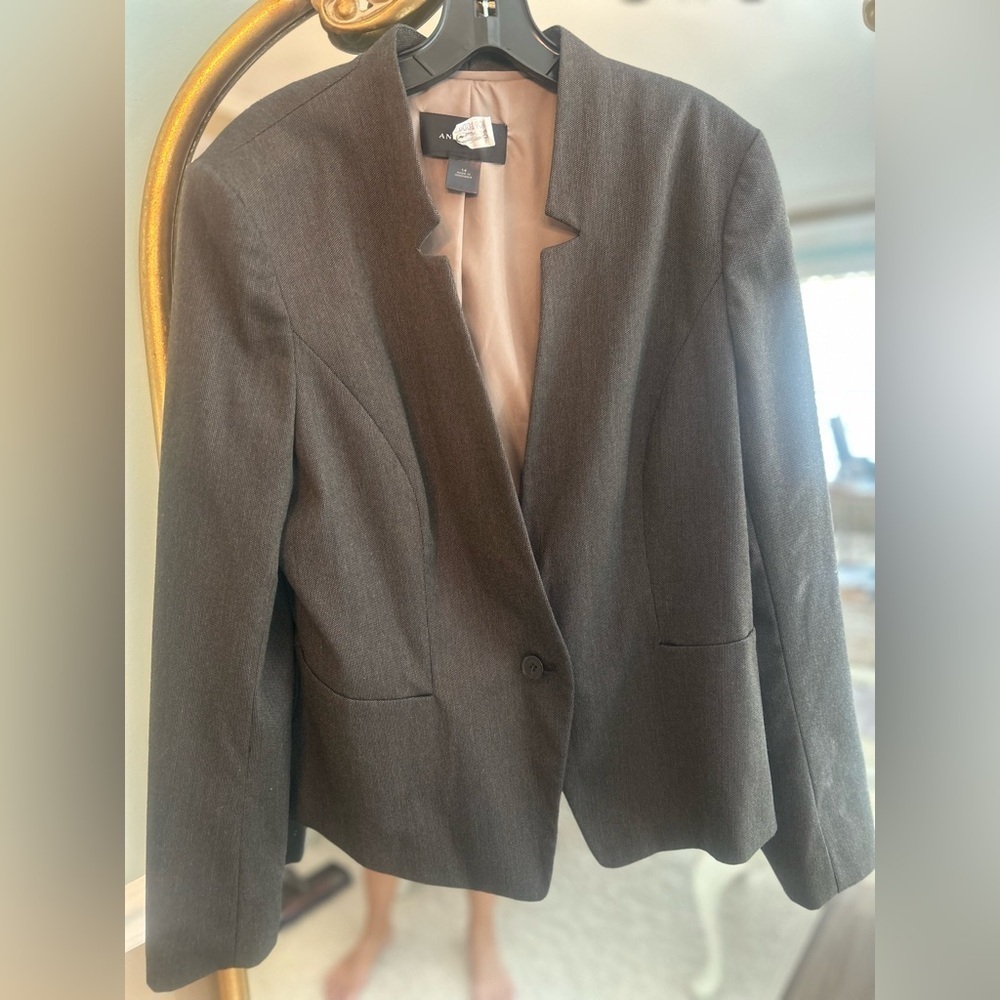 Women’s Ann Taylor Dark Brown Blazer